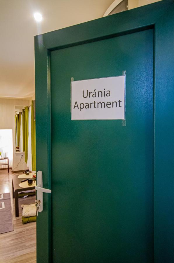 Urania Apartment Budapeste Exterior foto